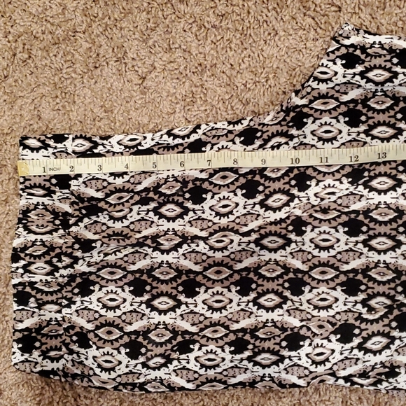 Patterned Palazzo Pants - Picture 8 of 8